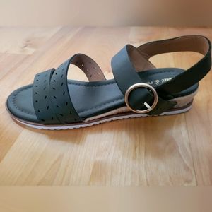 Army green leather sandals